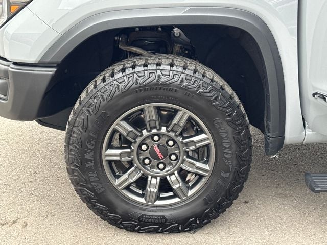 2024 GMC Sierra 1500 AT4X