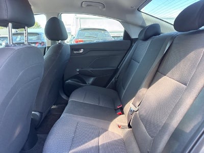 2022 Hyundai Accent SE