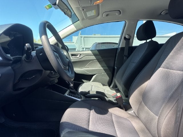 2022 Hyundai Accent SE