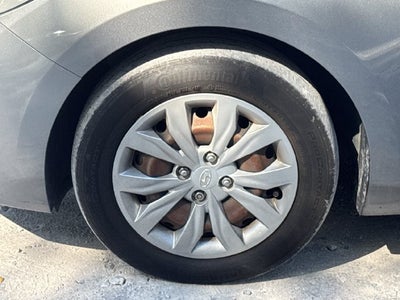 2022 Hyundai Accent SE