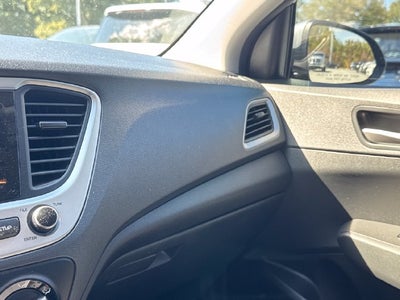 2022 Hyundai Accent SE