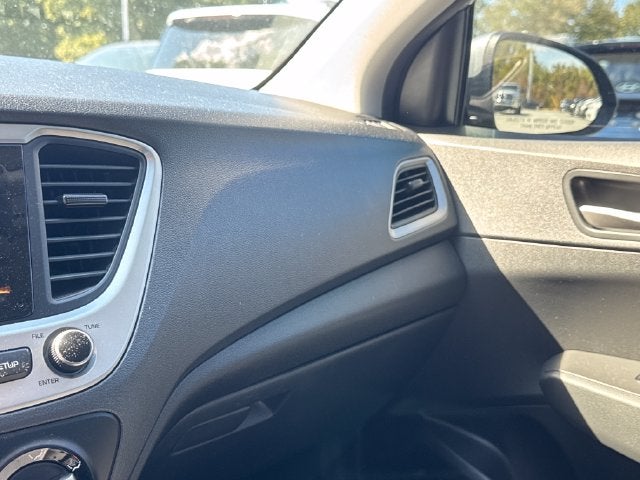 2022 Hyundai Accent SE