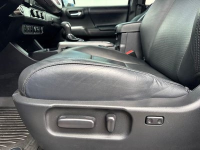 2022 Toyota Tacoma Limited V6