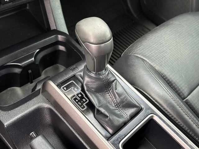 2022 Toyota Tacoma Limited V6