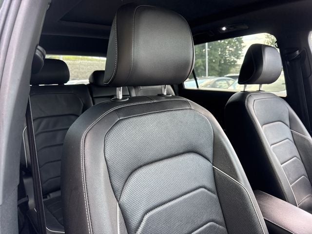 2022 Volkswagen Tiguan 2.0T SEL R-Line