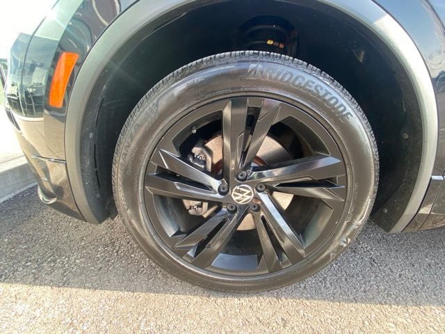 2024 Volkswagen Tiguan 2.0T SE R-Line Black