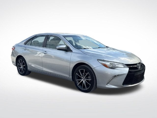 2016 Toyota Camry XSE