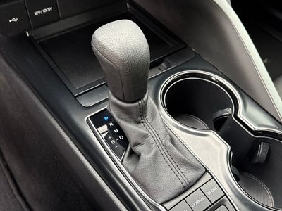 2020 Toyota Camry Hybrid LE