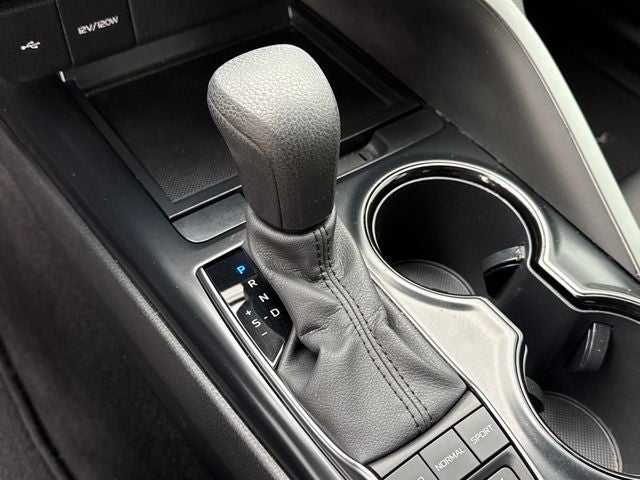 2020 Toyota Camry Hybrid LE