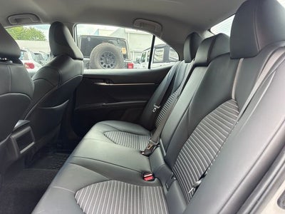 2022 Toyota Camry SE