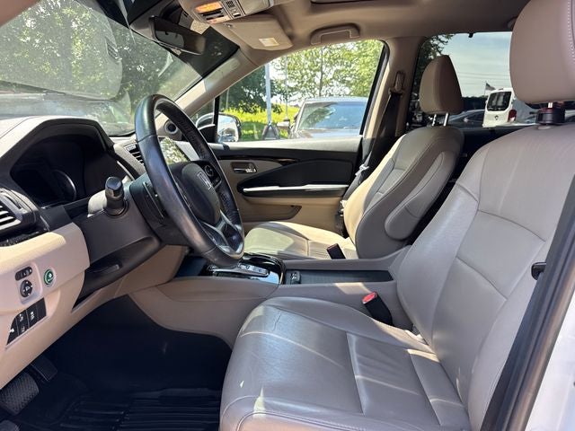2022 Honda Pilot Touring 7 Passenger