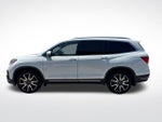 2022 Honda Pilot Touring 7 Passenger