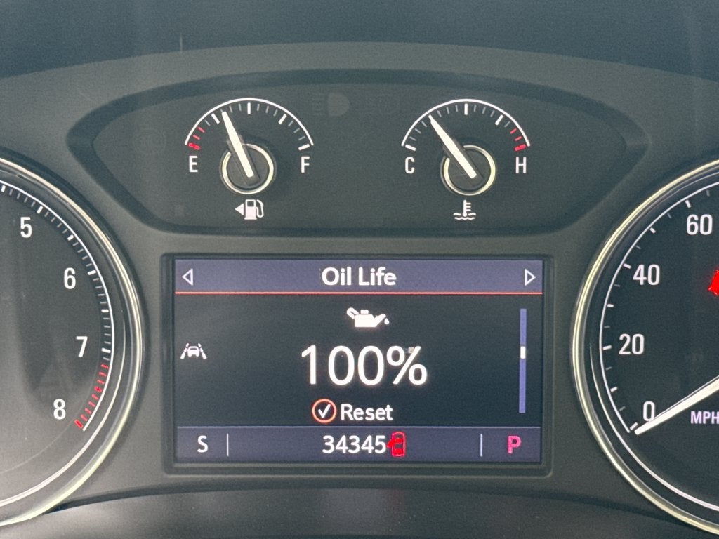 2023 Buick Enclave Essence