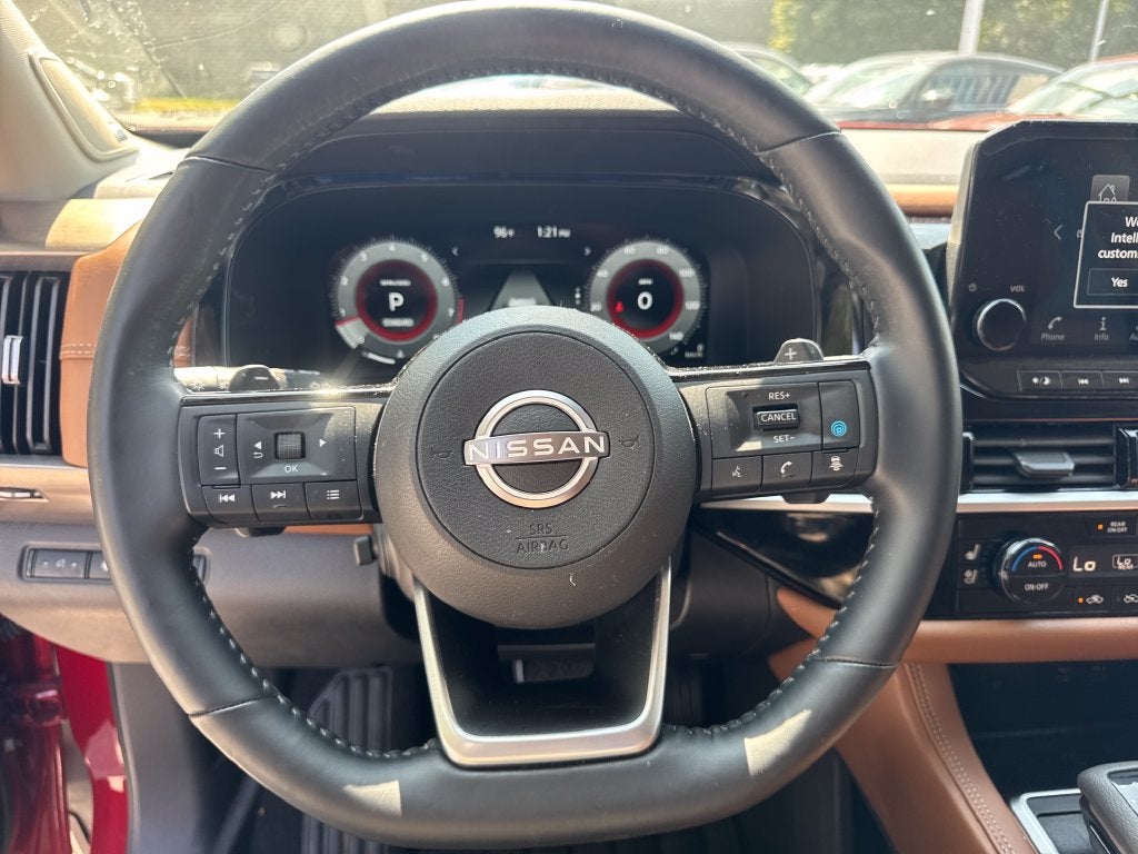 2025 Nissan Pathfinder Platinum