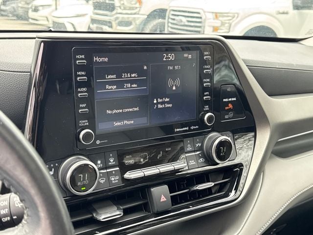 2022 Toyota Highlander XLE