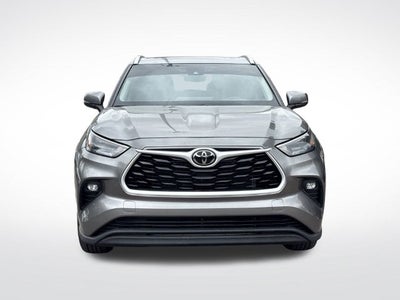 2025 Toyota Highlander XLE