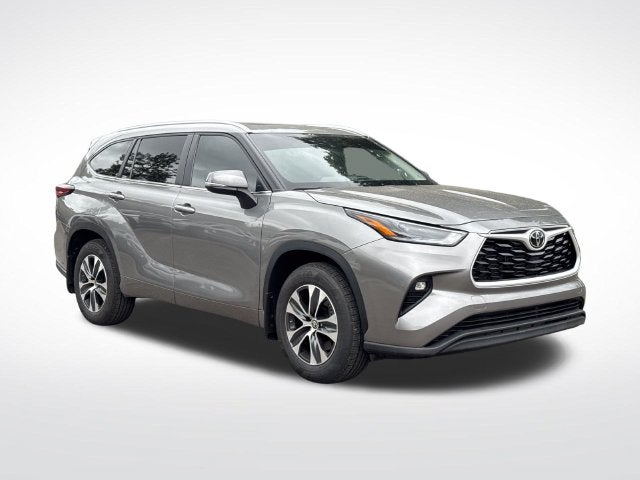 2025 Toyota Highlander XLE