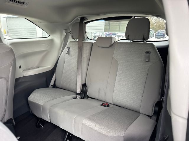 2024 Toyota Sienna LE 8 Passenger