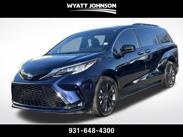 2022 Toyota Sienna XSE 7 Passenger