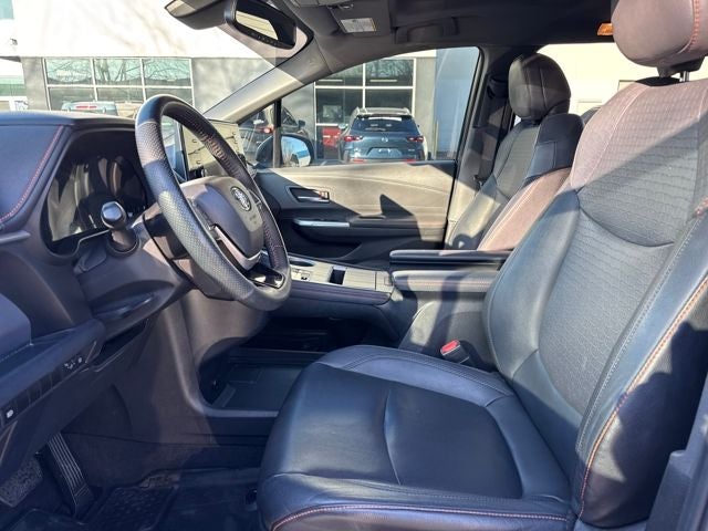 2022 Toyota Sienna XSE 7 Passenger