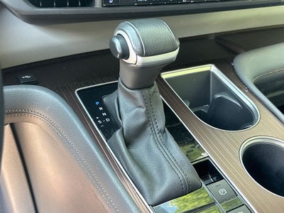 2023 Toyota Sienna XLE 8 Passenger