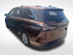 2023 Toyota Sienna XLE 8 Passenger
