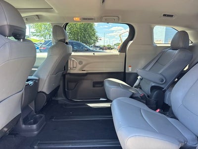 2023 Toyota Sienna XLE 7 Passenger