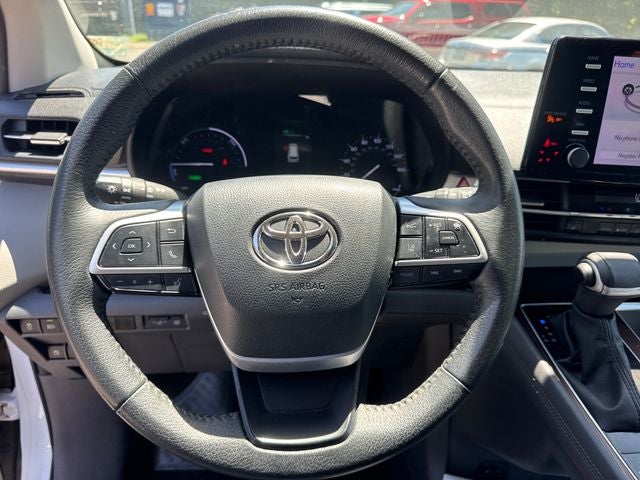 2023 Toyota Sienna XLE 7 Passenger
