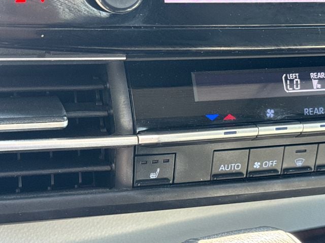 2023 Toyota Sienna XLE 7 Passenger