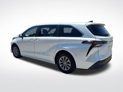2023 Toyota Sienna XLE 7 Passenger