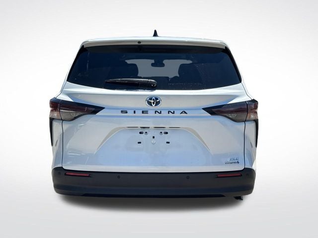 2023 Toyota Sienna XLE 7 Passenger
