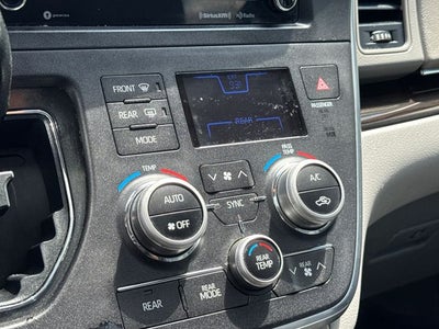 2019 Toyota Sienna XLE 8 Passenger
