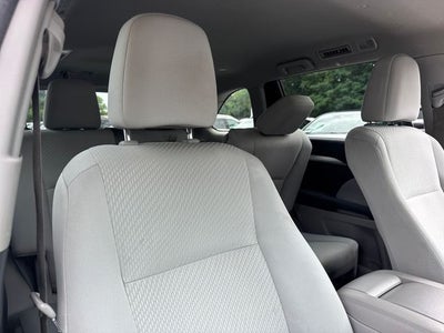 2015 Toyota Highlander LE V6