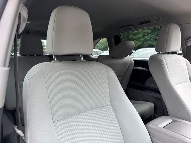 2015 Toyota Highlander LE V6