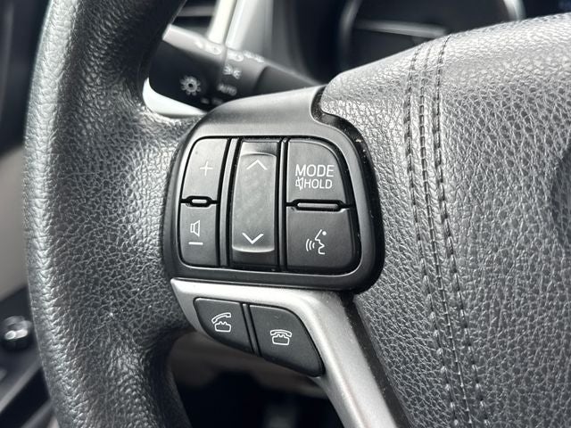 2015 Toyota Highlander LE V6