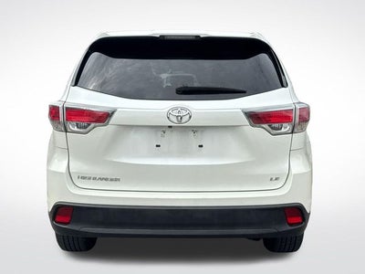 2015 Toyota Highlander LE V6