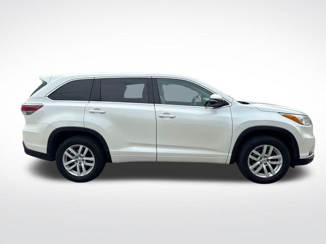 2015 Toyota Highlander LE V6
