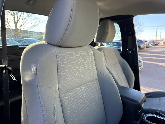 2017 Toyota Tacoma SR