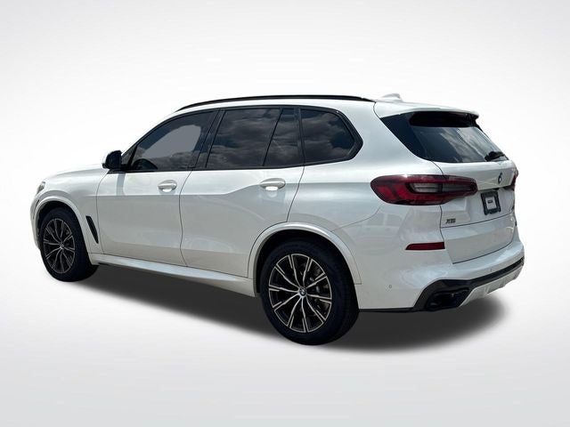 2021 BMW X5 M50i