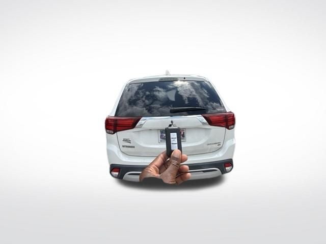 2019 Mitsubishi Outlander Base