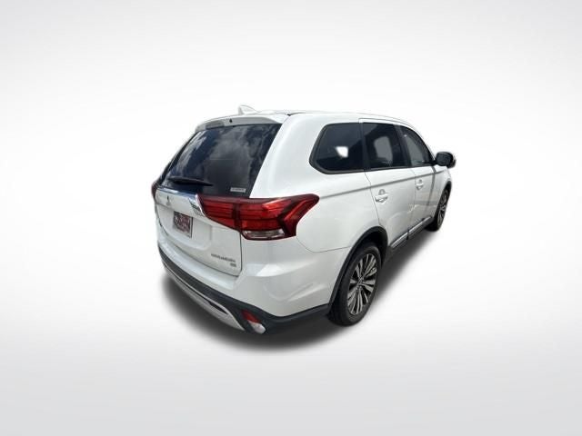 2019 Mitsubishi Outlander Base