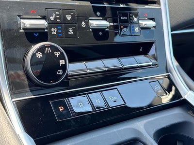 2025 Nissan Armada Platinum