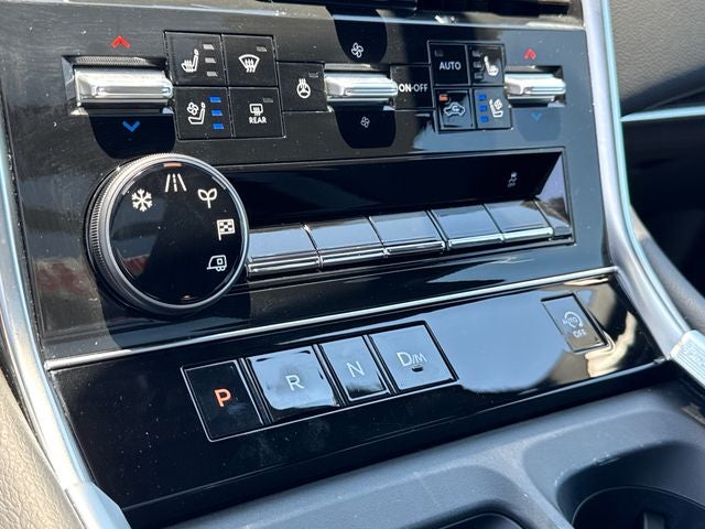 2025 Nissan Armada Platinum