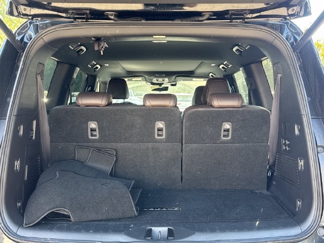 2025 Nissan Armada Platinum