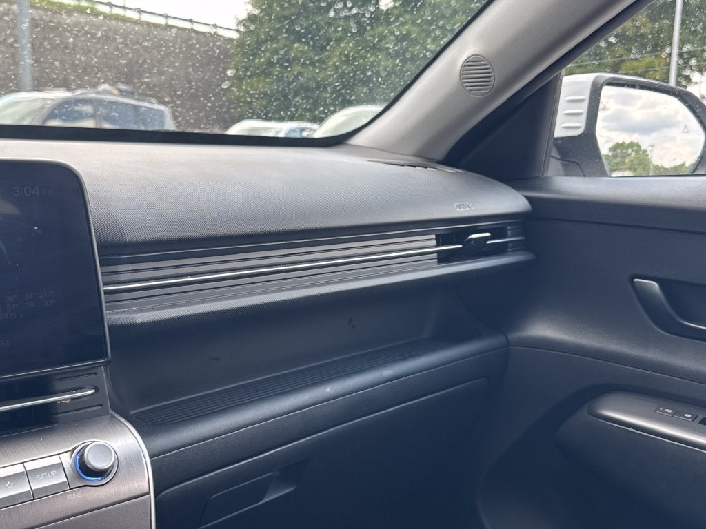 2025 Hyundai Kona SE