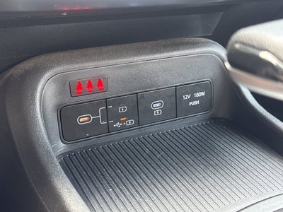 2025 Hyundai Kona SE