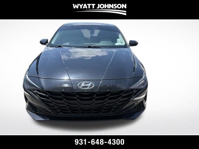 2022 Hyundai Elantra SE