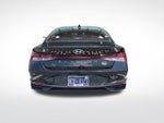 2022 Hyundai Elantra SE