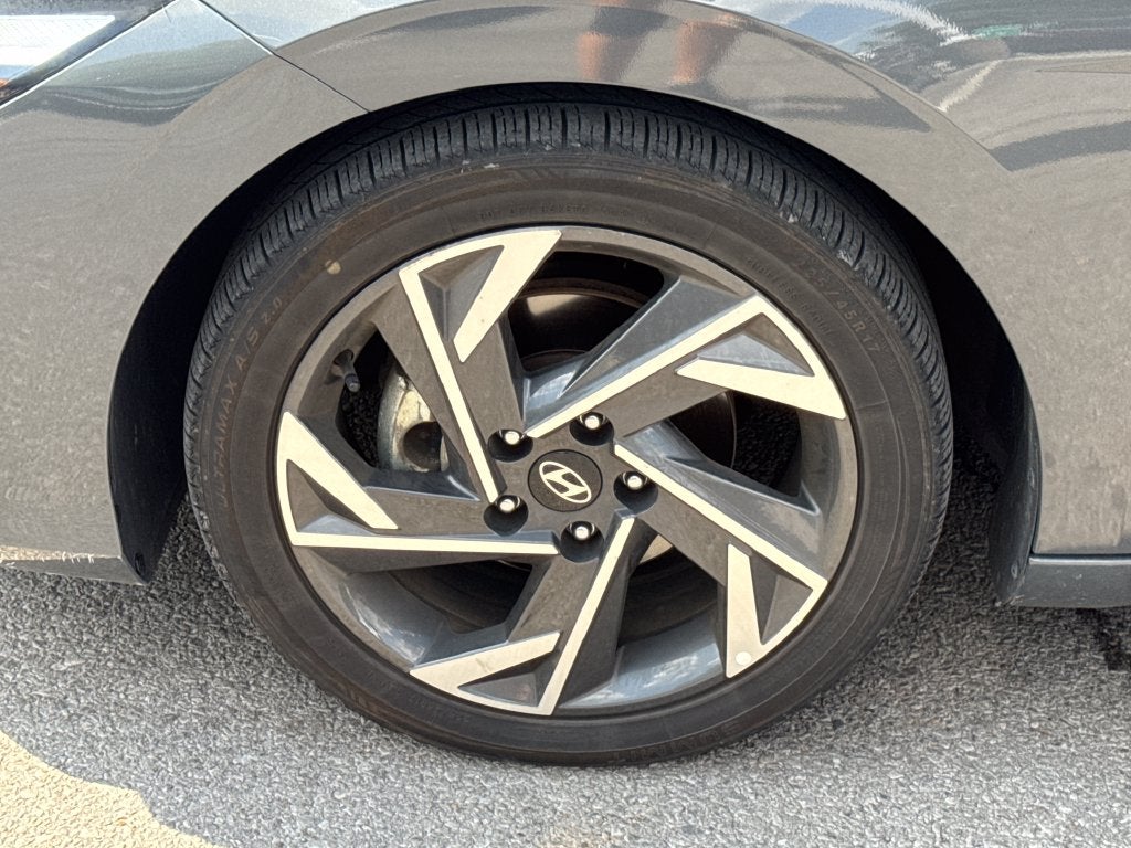 2024 Hyundai Elantra Limited