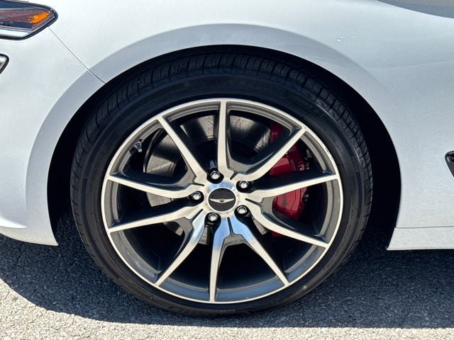 2025 Genesis G70 2.5T